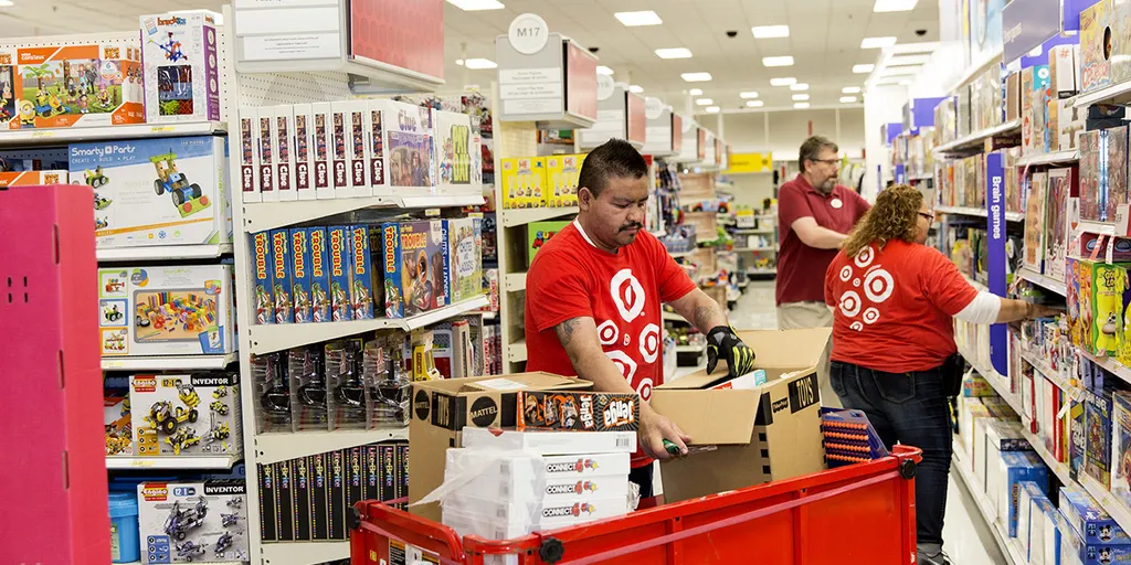 Target: Find out how to apply for a job